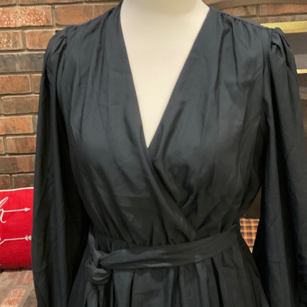 Express Elegant Black Long Sleeve Wrap Dress - Picture 2 of 5
